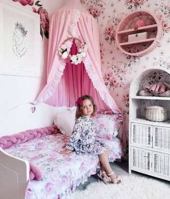 Fototapet În grădina de trandafiri