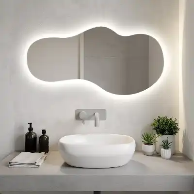 Oglindă organică suspendată cu iluminare LED și formă unică