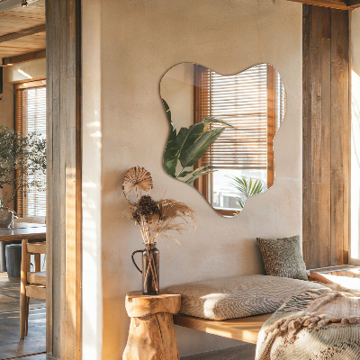 Oglindă asimetrică în formă de pată