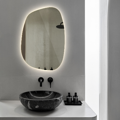 Oglindă LED exclusivistă cu linii delicate
