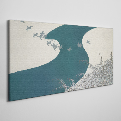 Tablou canvas Un râu calm cu păsări care zboară departe