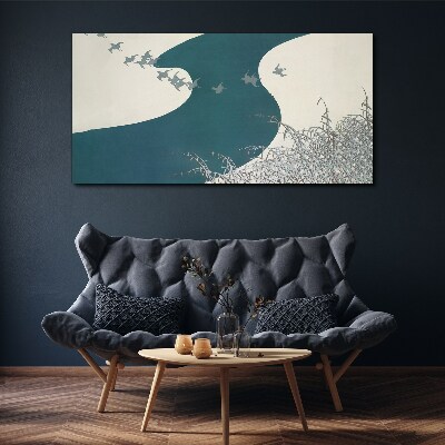 Tablou canvas Un râu calm cu păsări care zboară departe