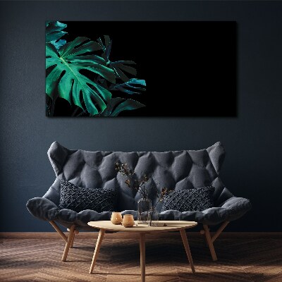 Tablou canvas Frunze verzi pe fond negru
