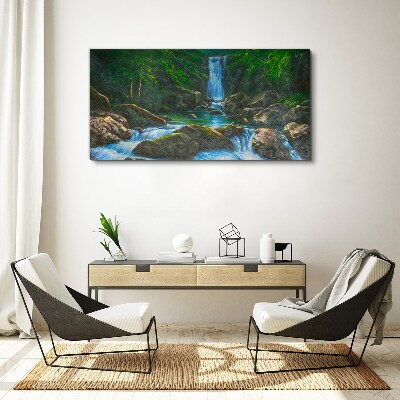 Tablou canvas O cascadă liniștită într-un cadru de pădure