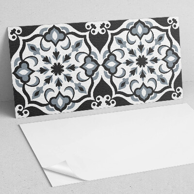 Panou de perete Model floral cu ornamente