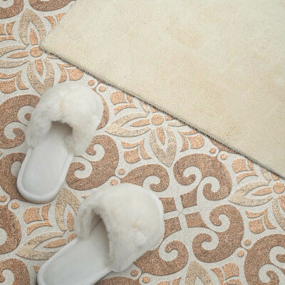 Panou perete Model floral cu ornamente