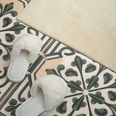 Panou decorativ perete dreptunghiular Motiv vegetal pe faianta