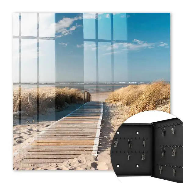 O plajă liniștită cu dune