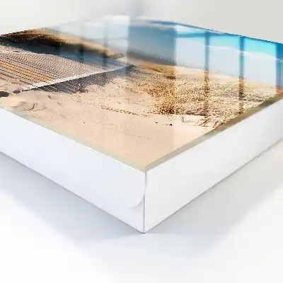 O plajă liniștită cu dune