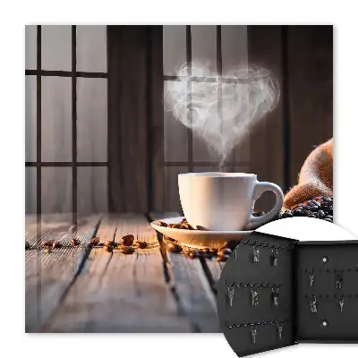 Inimă de cafea pe masă