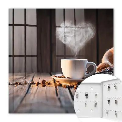 Inimă de cafea pe masă