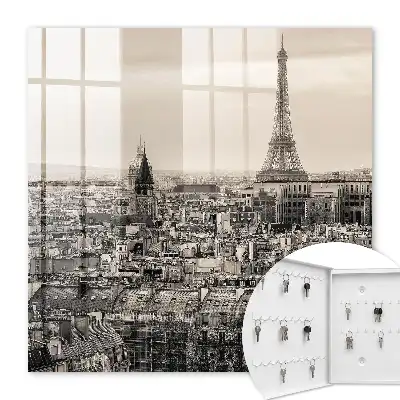 Eleganță urbană cu Turnul Eiffel