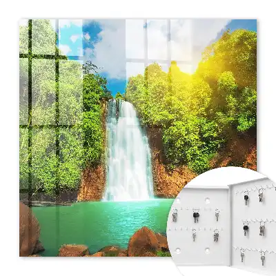 Cascadă verde tropicală