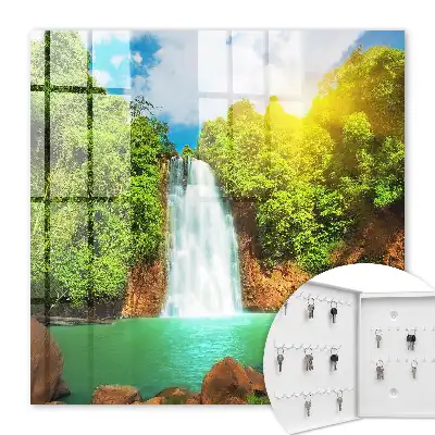 Cascadă verde tropicală