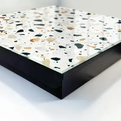 Model terrazzo în nuanțe naturale