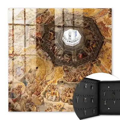 Fresce religioase detaliază cupola