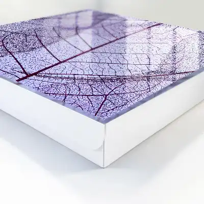 Structura frunzei violet în fundal