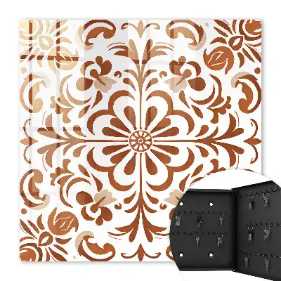 Model ornamental cu motive florale