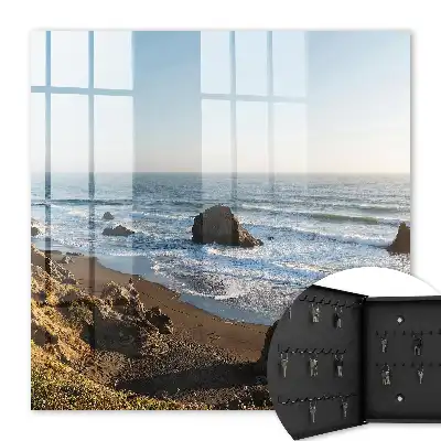 Peisaj litoral cu ocean albastru