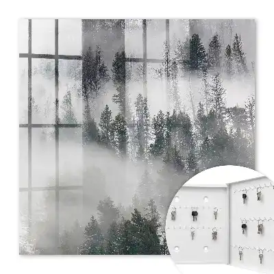 Verdeața cețoasă creează o atmosferă liniștită
