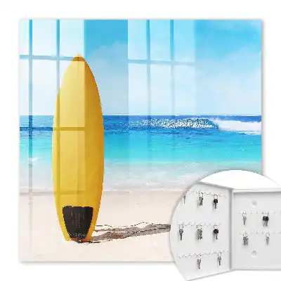 Paradisul surfingului cu cer albastru