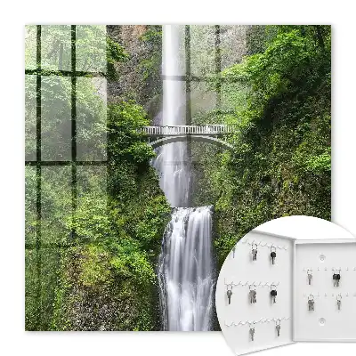 Armonie naturală înconjurată de verdeață