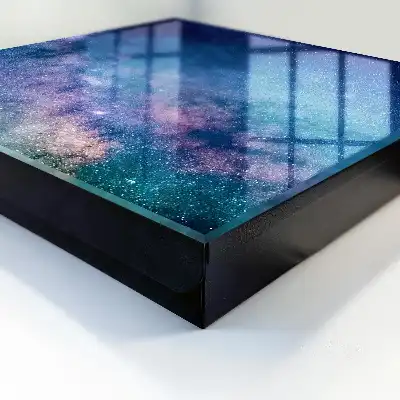 O noapte cosmică plină de stele