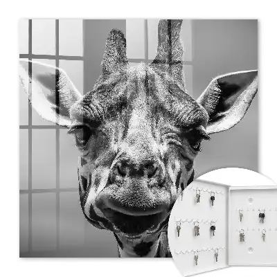 Portret de girafă în tonuri de alb-negru