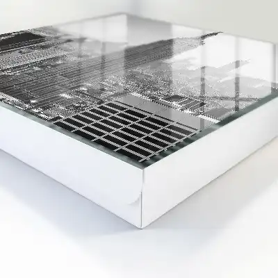 O panoramă a orașului cu o atmosferă contrastantă