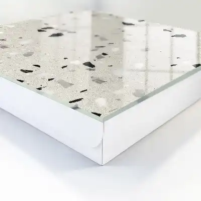 Model gri cu forme geometrice