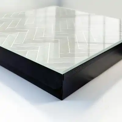 Model herringbone în culori estompate