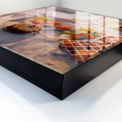 Picnic de vară cu fructe și o carte