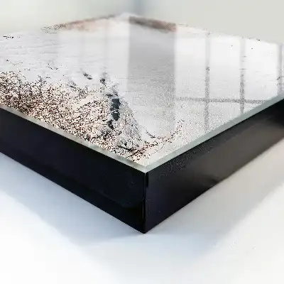 Nisipurile unduiesc plante delicate