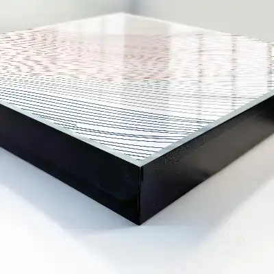 Linii ondulate, culori subtile