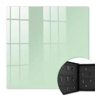 Minimalism verde mentă, luminozitate
