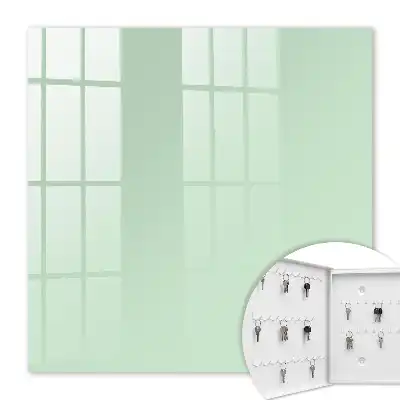 Minimalism verde mentă, luminozitate