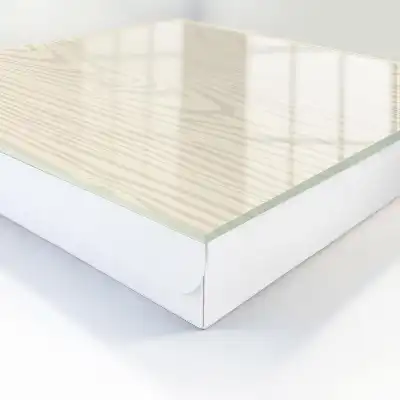 Model de lemn în tonuri deschise
