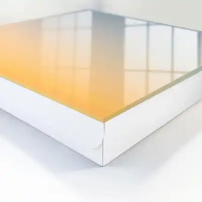 Pastel galben-albastru răsărit de soare