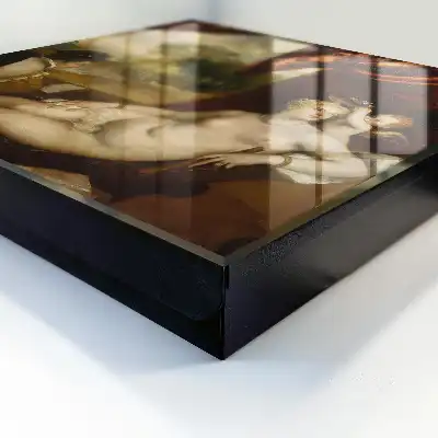 Titian Venus și lăutarul, Îngerul femeilor
