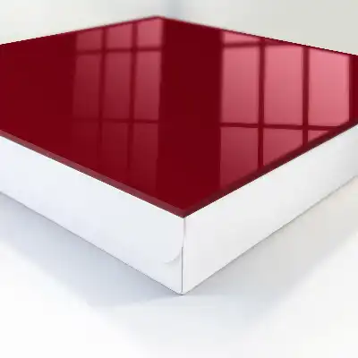 Burgundie vibrantă, elegantă, minimalistă