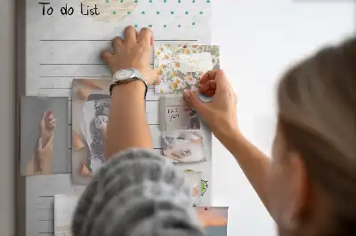 Panou de plută pentru lista de activități