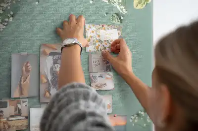 Panou din plută cu buchet de gipsofile