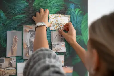 Panou de plută cu model frunze tropicale mari