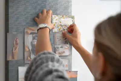 Panou din plută cu model abstract valuri gri