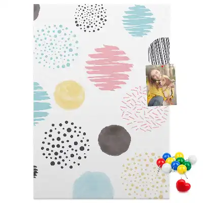 Panou de plută cu model Cercuri colorate