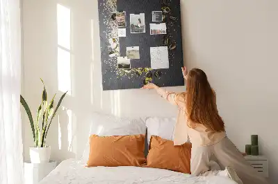 Panou de plută cu model confetti aurii