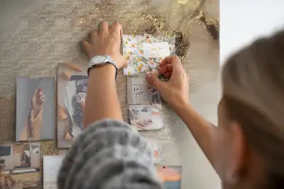 Panou din plută cu aspect de marmură lucioasă
