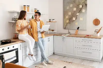 Panou din plută cu aspect de marmură lucioasă
