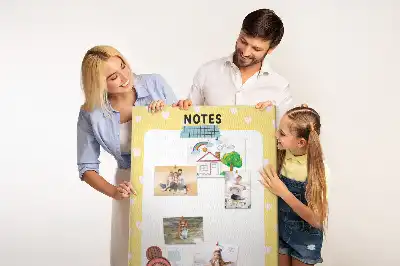 Panou de plută pentru notițe