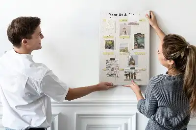 Panou din plută tip calendar anual